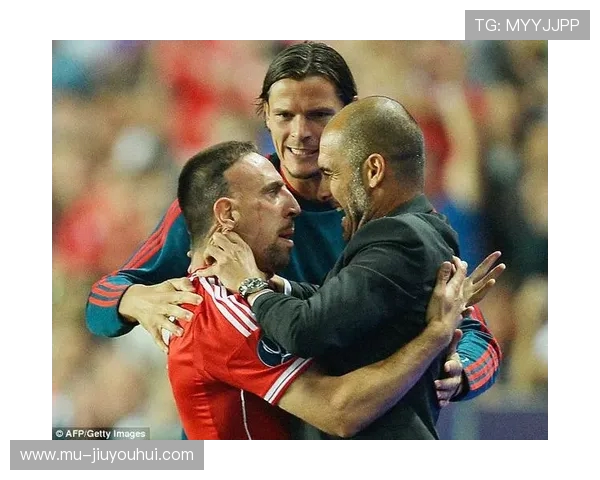 罗纳多在绿茵场再现巅峰速度与力量的震撼精彩足球对决时刻瞬间秀