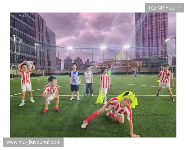 追随着绿茵梦想的孩子们充满汗水与欢笑的精彩足球日常点滴故事